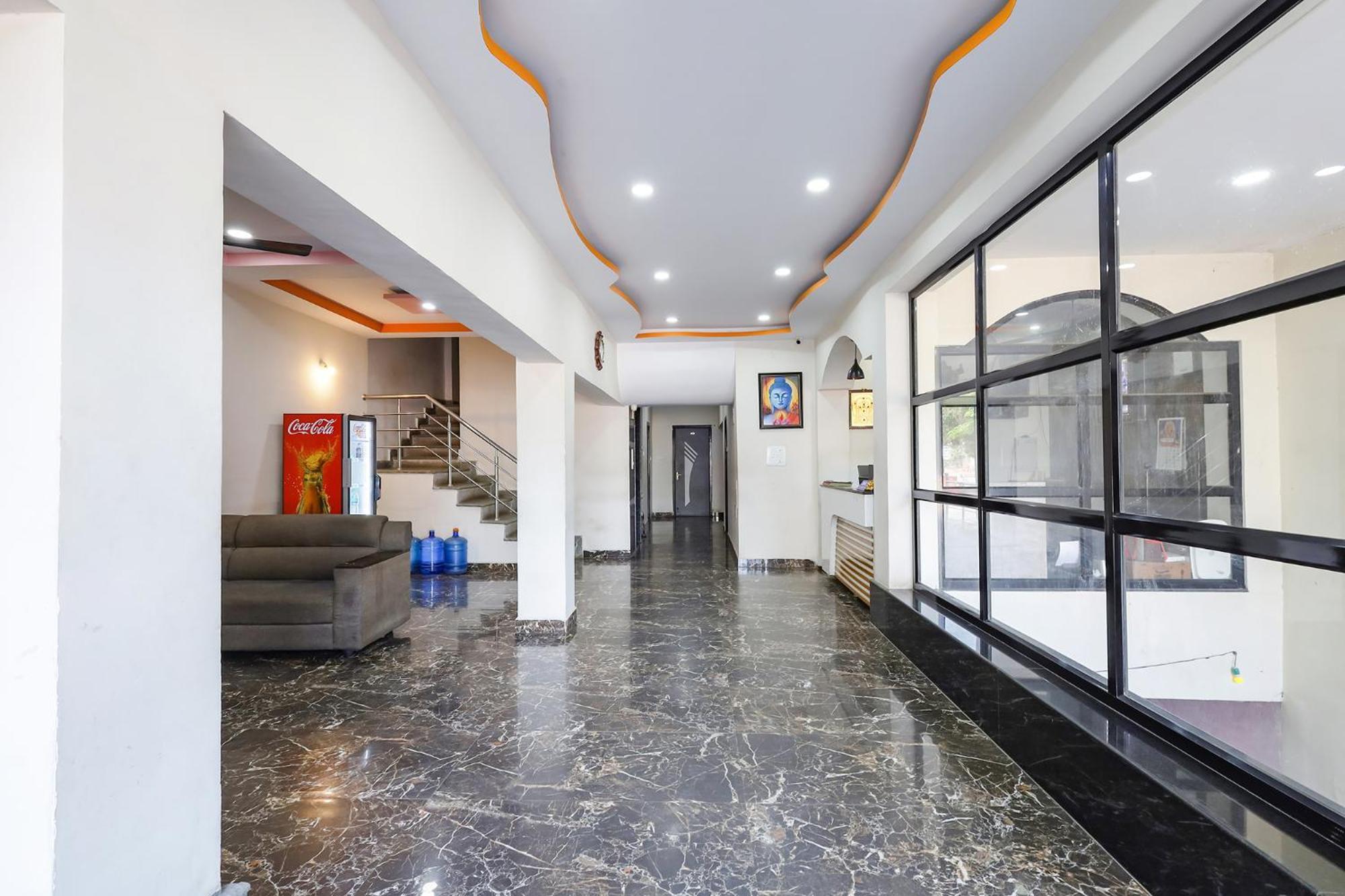 Capital O Lakshmi Residency Hotel Tirupati Eksteriør billede