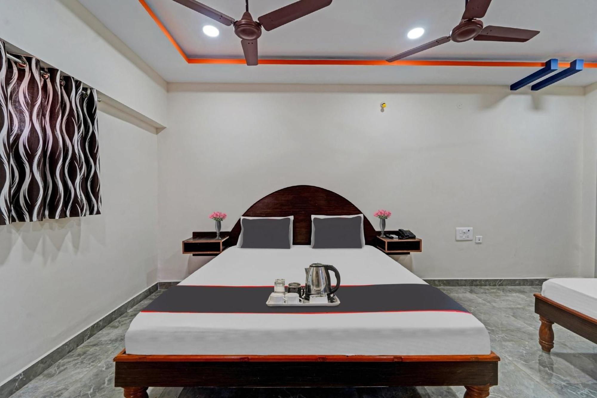 Capital O Lakshmi Residency Hotel Tirupati Eksteriør billede