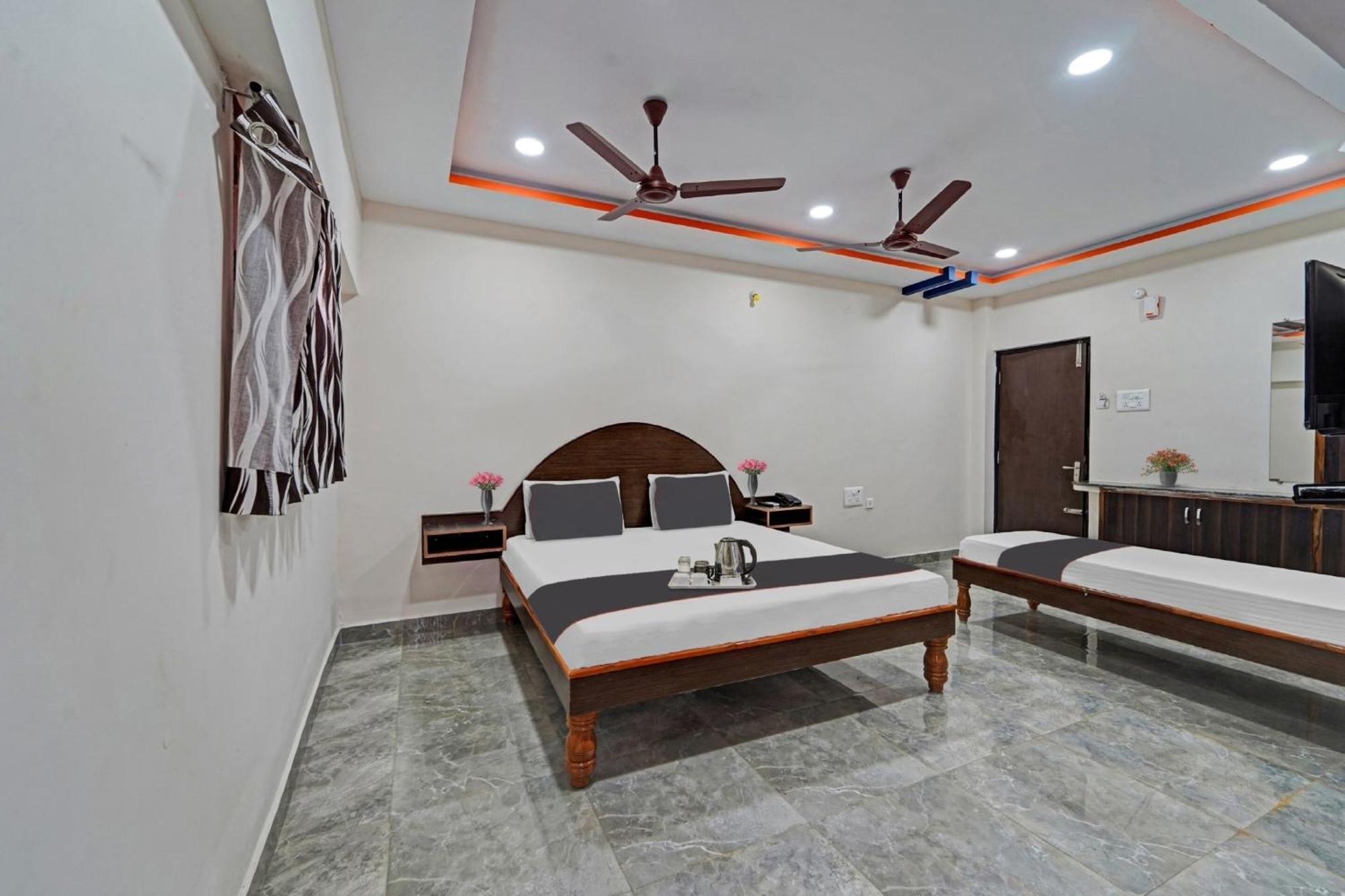 Capital O Lakshmi Residency Hotel Tirupati Eksteriør billede